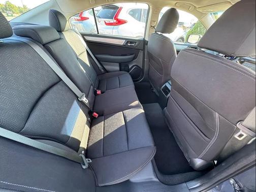 2016 Subaru Legacy Premium