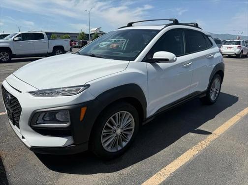 2020 Hyundai KONA SEL Plus