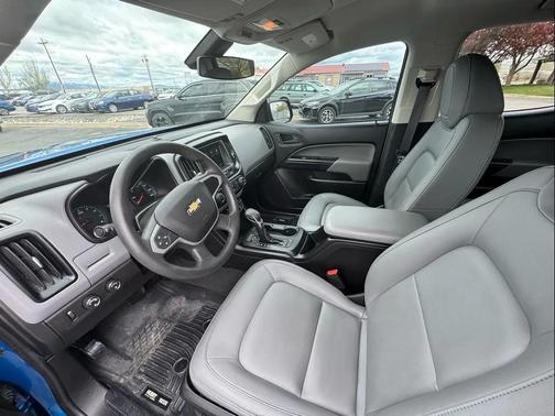 Blue 2022 Chevrolet Colorado WT