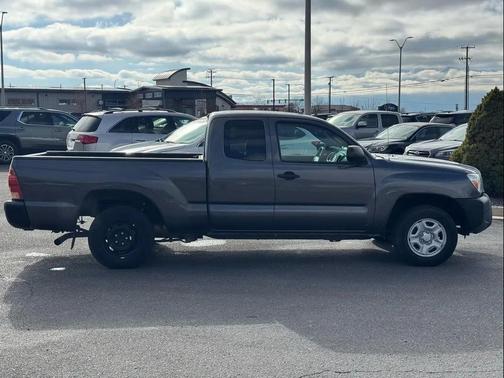 2015 Toyota Tacoma Base
