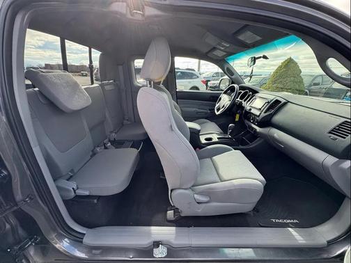 2015 Toyota Tacoma Base