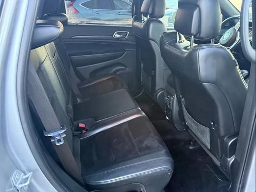 2017 Jeep Grand Cherokee Altitude