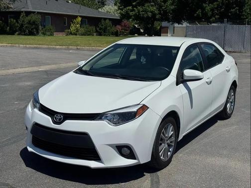 Super White 2014 Toyota Corolla L