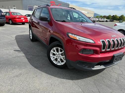 2017 Jeep Cherokee Sport