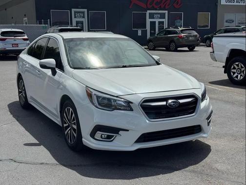 Crystal White Pearl 2019 Subaru Legacy Premium