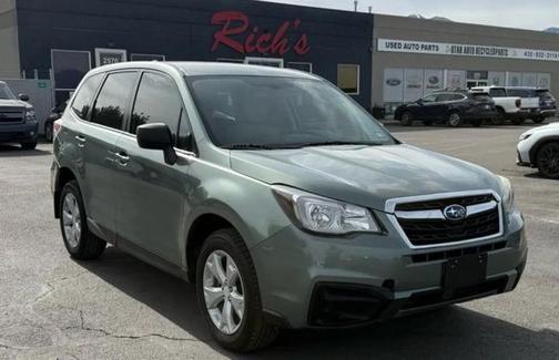 Jasmine Green Metallic 2018 Subaru Forester 2.5i