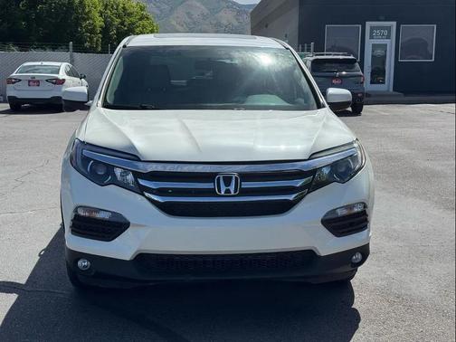 White Diamond Pearl 2016 Honda Pilot EX-L