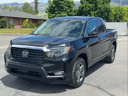 Crystal Black Pearl 2023 Honda Ridgeline RTL