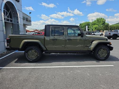 41 2026 Jeep Gladiator Willys 41 4x4
