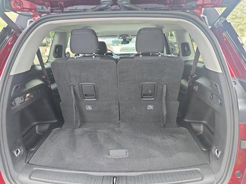 2022 Jeep Grand Cherokee L Laredo