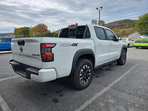 2022 Nissan Frontier PRO-4X