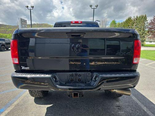 2017 RAM 2500 Big Horn Crew Cab 4x4 6'4' Box