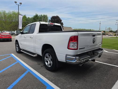 Bright White Clearcoat 2020 RAM 1500 Big Horn/Lone Star