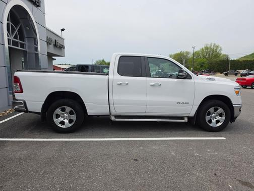 Bright White Clearcoat 2020 RAM 1500 Big Horn/Lone Star