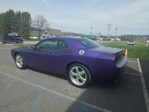 Plum Crazy Pearlcoat 2010 Dodge Challenger R/T