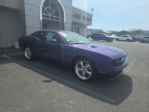 Plum Crazy Pearlcoat 2010 Dodge Challenger R/T