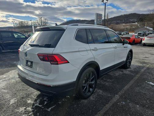 2024 Volkswagen Tiguan 2.0T SE