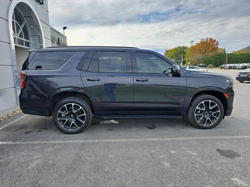 2024 Chevrolet Tahoe 4WD RST