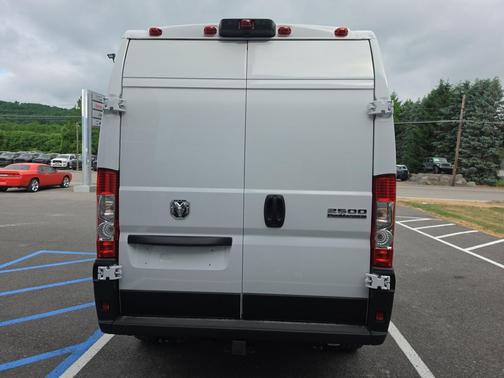 Bright White Clearcoat 2026 RAM ProMaster 2500 Tradesman