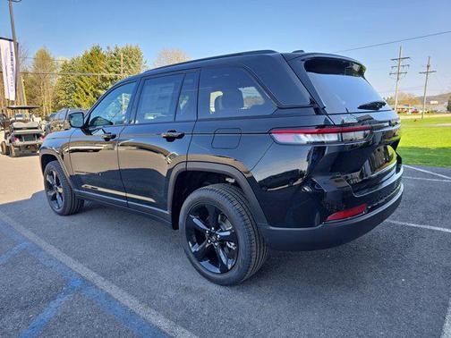 2025 Jeep Grand Cherokee Limited X