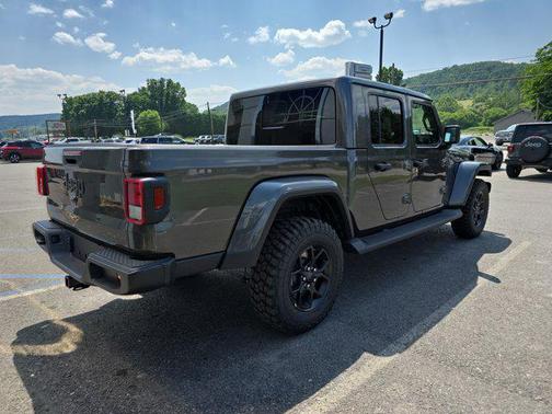 2025 Jeep Gladiator High Tide