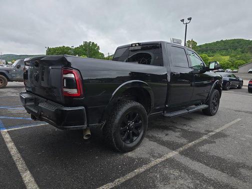 2022 RAM 2500 Laramie Crew Cab 4x4 6'4' Box