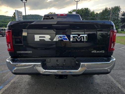 2025 RAM 2500 Big Horn Crew Cab 4x4 6'4' Box