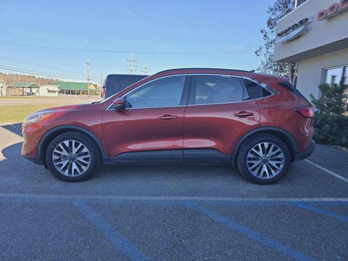 2020 Ford Escape Titanium