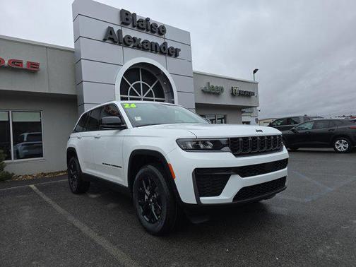 2026 Jeep Grand Cherokee Altitude