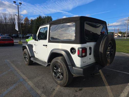 2024 Jeep Wrangler Sport