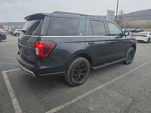 Stone Blue Metallic 2024 Ford Expedition Timberline