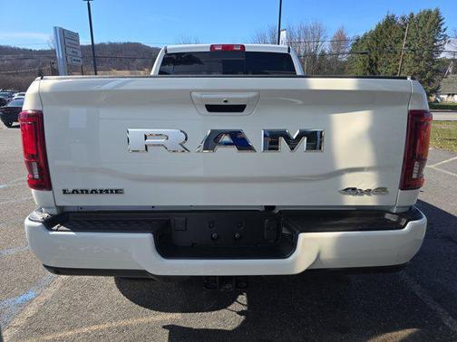 2026 RAM 2500 Laramie Crew Cab 4x4 6'4' Box