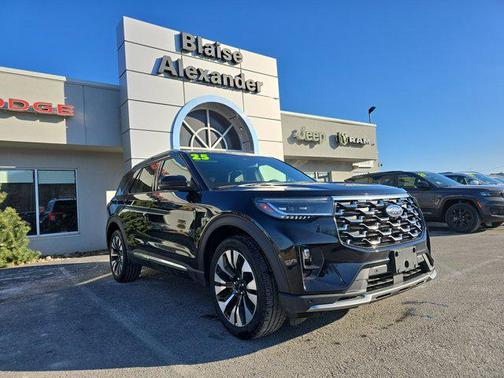 2025 Ford Explorer Platinum
