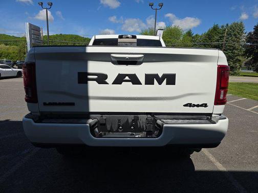 2025 RAM 2500 Laramie Crew Cab 4x4 6'4' Box