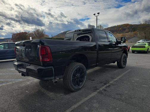 2025 RAM 2500 Big Horn Crew Cab 4x4 6'4' Box
