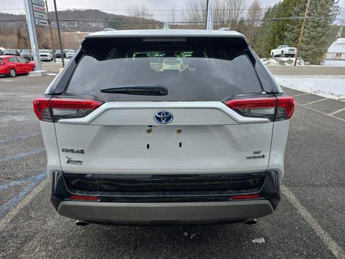 2023 Toyota RAV4 Hybrid SE