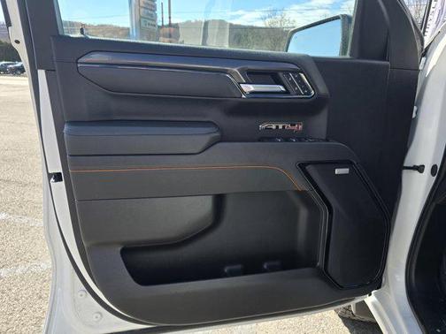 Summit White 2025 GMC Sierra 1500 AT4