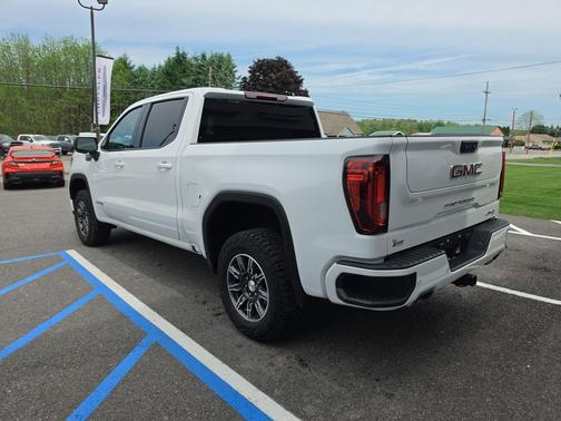 Summit White 2025 GMC Sierra 1500 AT4