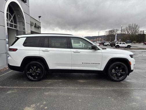 2021 Jeep Grand Cherokee L Altitude