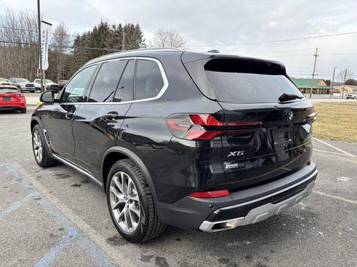 2025 BMW X5 xDrive40i