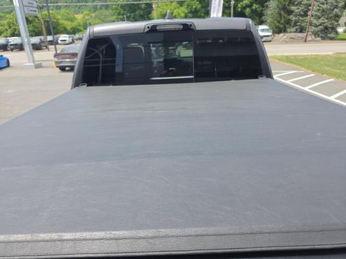 Granite Crystal Metallic Clearcoat 2024 RAM 1500 Limited