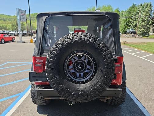 Flame Red Clearcoat 2005 Jeep Wrangler X