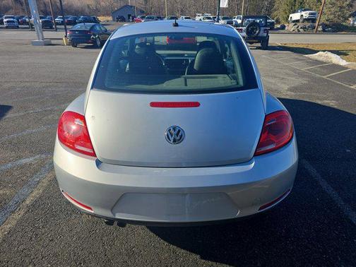 2012 Volkswagen Beetle 2.5L