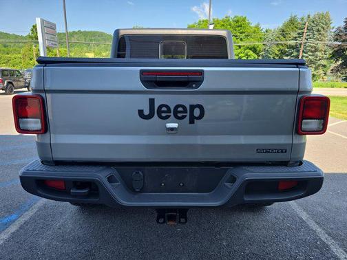2021 Jeep Gladiator Sport S