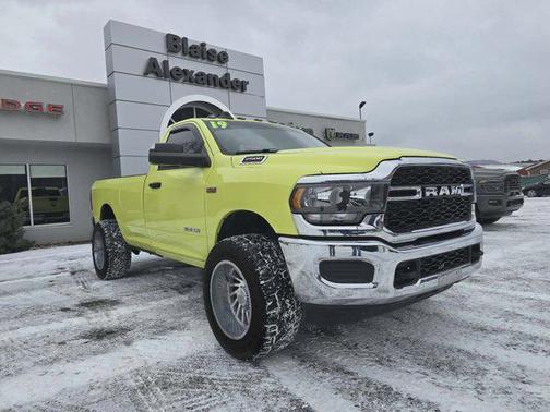 2019 RAM 2500 Tradesman Regular Cab 4x4 8' Box