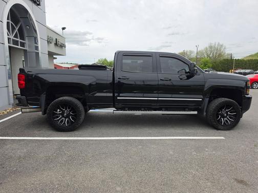 Black 2015 Chevrolet Silverado 2500 High Country
