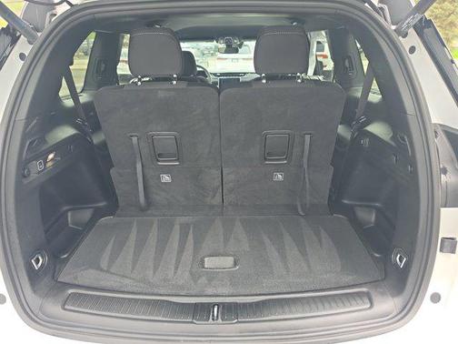 Bright White Clearcoat 2024 Jeep Grand Cherokee L Laredo