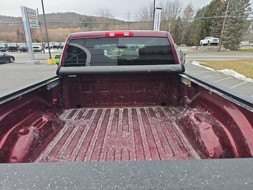 2017 RAM 2500 Tradesman Crew Cab 4x4 6'4' Box