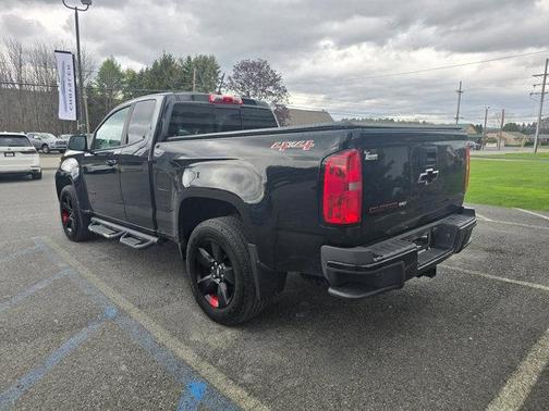 Black 2018 Chevrolet Colorado LT