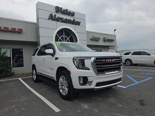 White Frost Tricoat 2021 GMC Yukon SLT